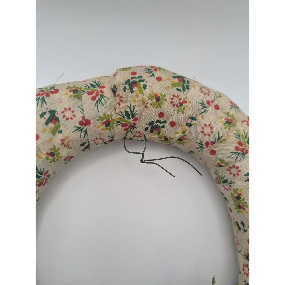 Vtg Fabric Wreath Floral Berry Holly Pinecone Christmas Holiday Home Decor‎ 10